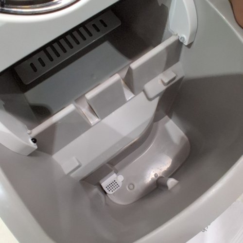 FRIGIDAIRE ICE MAKER MACHINE - MAKES UP TO 26LBS/DAY - BLACK (MODEL: EFIC108-BLACK) image 5