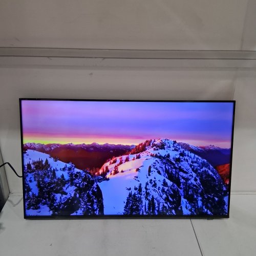 SAMSUNG CRYSTAL UHD U8000H 4K VISION SMART TV TELEVISION - 43" - BLACK (MODEL: UN43U8000HFXZC) image 7