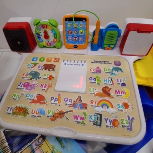 VTECH EXPLORE & WRITE DELUXE ACTIVITY DESK FOR KIDS - MULTICOLOR (MODEL: 80-584901) image 2