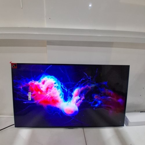 SAMSUNG 27" ODYSSEY OLED SILVER 4K UHD GAMING MONITOR, 0.03 MS, 240 HZ, SLIM METAL DESIGN, AMD FREESYNC PREMIUM PRO - SILVER (MODEL: S27FG810SN) image 9