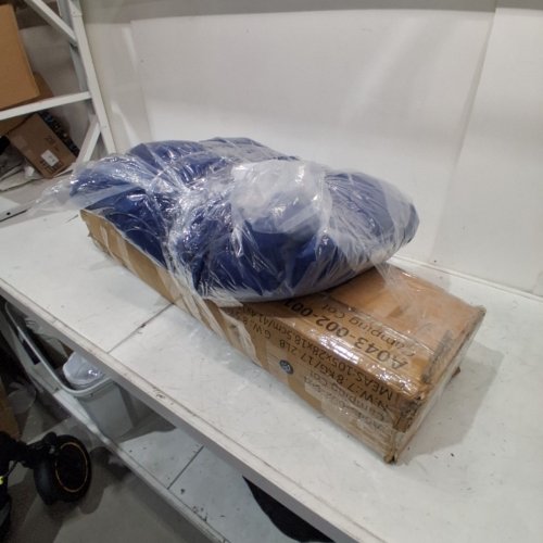 CAMPING COT WITH PADDED MATTRESS - 28" X 73" - BLUE/BLACK (MODEL: A043-002-001) image 5