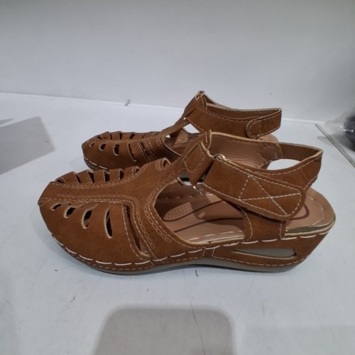 WOMEN'S BROWN SANDALS - SIZE 37 - BROWN image 2