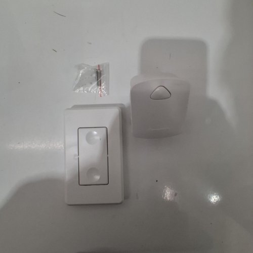 DEWENWILS WIRELESS PROGRAMMABLE REMOTE CONTROL OUTLET KIT - 100FT RF RANGE - WHITE (MODEL: HRLS11C1) image 4