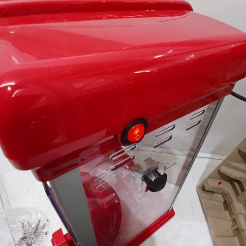 WESTBEND 4 QT. THEATER POPCORN MACHINE image 2
