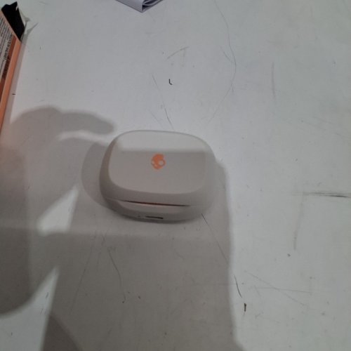 SKULLCANDY SMOKIN' BUDS IN-EAR WIRELESS EARBUDS - 20HR BATTERY, 50% RENEWABLE PLASTICS, MICROPHONE, WORKS WITH IPHONE ANDROID AND BLUETOOTH DEVICES - WHITE/PINK (MODEL: SCTAW) image 3