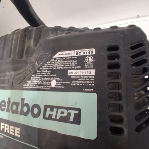 METABO HPT "THE TANK" PANCAKE AIR COMPRESSOR - 200PSI / 6 GALLON - GREY (MODEL: EC914S) image 3
