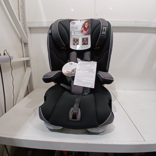 CHICCO MYFIT HARNESS & BOOSTER CAR SEAT WITH DUO GUARD PROTECITON - FOR KIDS 25 TO 65LBS - BLACK (MODEL: 7986313) image 3