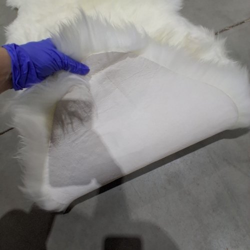 OGLAND NATURAL FLUFFY REAL SHEEPSKIN FUR AREA RUG FOR BEDROOM, LIVING ROOM, SOFA, 2FT X 6FT - WHITE (MODEL: ‎OG-SR03) image 3
