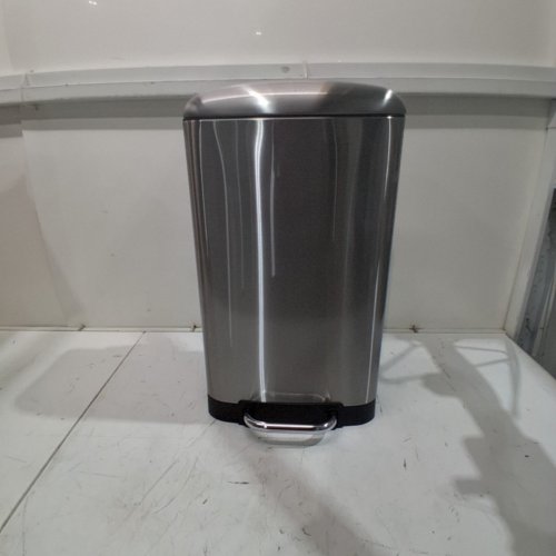 AMAZON BASICS STAINLESS STEEL GARBAGE CAN WITH FOOT PEDAL - 5 L - BLACK TRIM - 20" TALL image 3