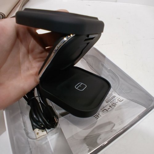 MERKURY INNOVATIONS 3-IN-1 MAGNETIC WIRELESS CHARGING STATION - BLACK (MODEL: MIC-QIS21-101W) image 4