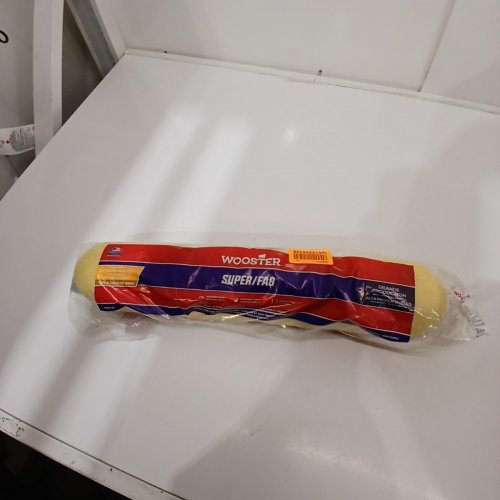 WOOSTER SUPER/FAB PAINT ROLLER COVER - 18" , 1 1/4" NAP - YELLOW (MODEL: R243-18) image 2