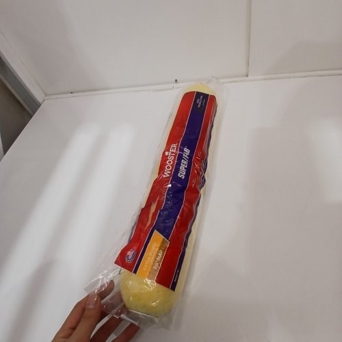 WOOSTER SUPER/FAB PAINT ROLLER COVER - 18" , 1 1/4" NAP - YELLOW (MODEL: R243-18) image 3