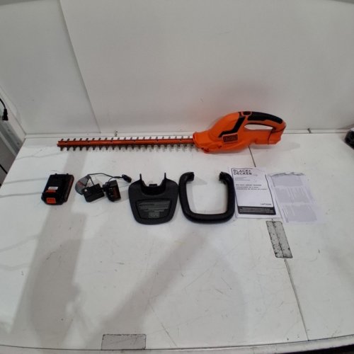BLACK+DECKER 20 V BARE MAX LITHIUM ION CORDLESS HEDGE TRIMMER WITH BATTERY - 22" - 20V - ORANGE/BLACK (MODEL: LHT2220) image 3