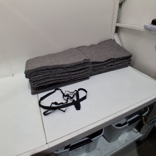 12PK POLYESTER/RECYCLED COTTON MOVING BLANKETS - 72" X 54" - MOTLEY (MODEL: YB072-35) image 2