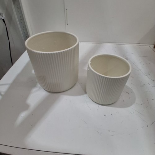 2PK AMAZON BASICS ASSORTED SIZE FLUTED CERAMIC PLANTERS - WHITE image 3
