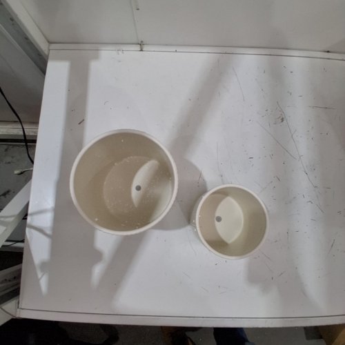 2PK AMAZON BASICS ASSORTED SIZE FLUTED CERAMIC PLANTERS - WHITE image 4