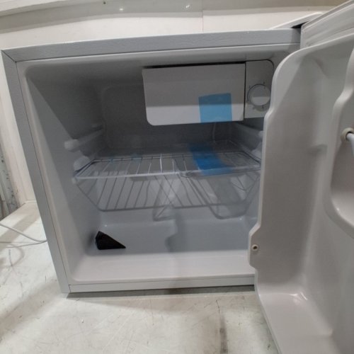 UPSTREMAN MINI REFRIGERATOR - 1.7 CU. FT - WHITE (MODEL: LM2429611) image 8