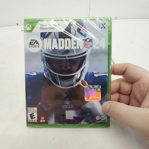 XBOX EA SPORTS MADDEN NFL 24 VIDEO GAME image 2