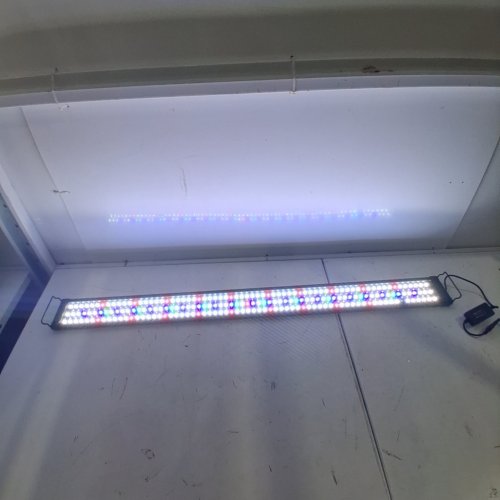 NICREW CLASSIC LED PLUS FULL-SPECTRUM AQUARIUM LIGHT BAR - 48"-54" - BLACK (MODEL: N10375) image 2