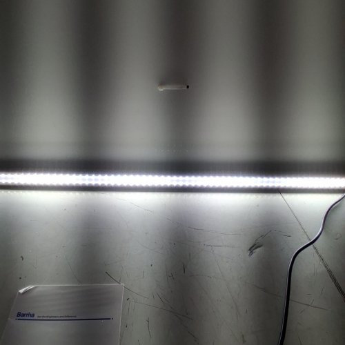 BARRINA T10 PRO VERTICAL GROW LIGHT - 42W, 4FT-5.6FT - BLACK (MODEL: T10L42) image 2