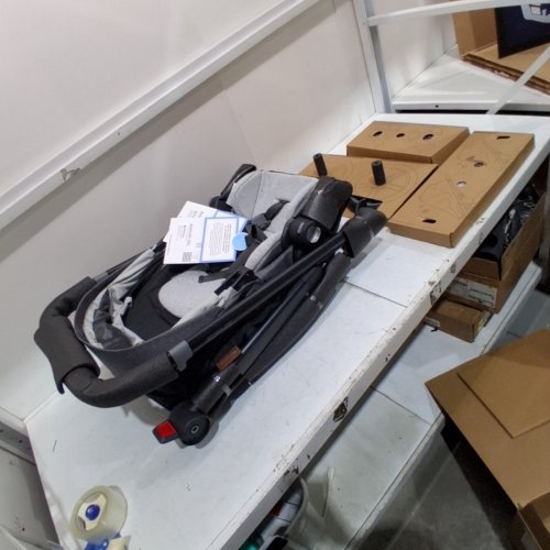 UPPABABY CRUZ V3 2-IN-1 LIGHTWEIGHT LAY-FLAT OR RECLINE BABY STROLLER WITH FLEXRIDE SUSPENSION, SUN/RAIN COVERS AND STORAGE BASKET - MAX 50LBS - GREYSON - (MODEL: 0403-CRZ-NA-GRY) image 2