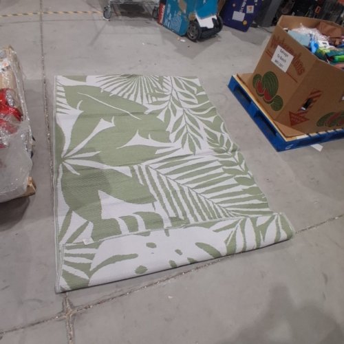 OUTDOOR PLASTIC LEAF PATTERN RUG - 5FT X 7.5FT - GREEN AND WHITE image 4