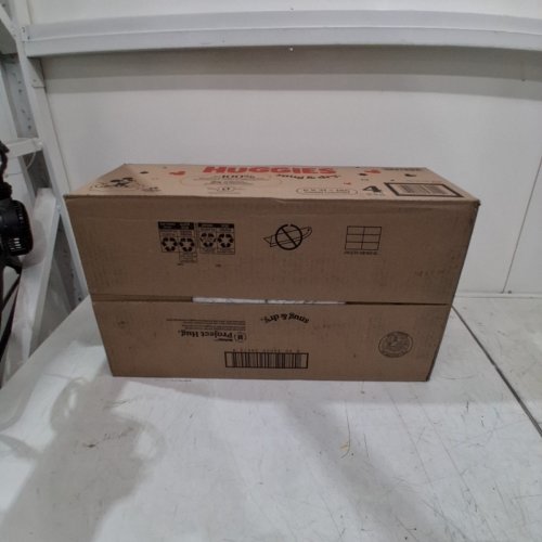 186PK HUGGIES SNUG AND DRY DIAPERS - SIZE 4 image 4
