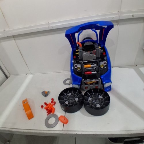 THEO KLEIN HOT WHEELS REPLICA CAR - AGES 3+ - 27" X 16" - BLUE - (MODEL: F6A30BD) image 2
