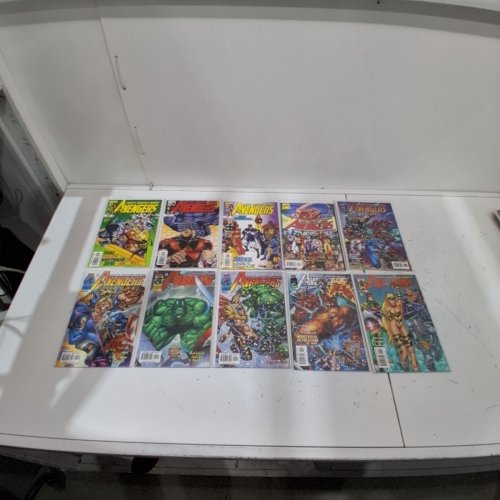 10 ASSTD MARVEL COMIC BOOKS - AVENGERS #2,4,5,6,7,8,10,13,14,15 - VARIOUS AUTHORS image 2
