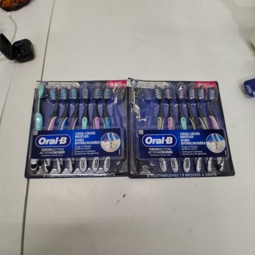 2(8PK) ORAL-B MAX CLEAN ADVANCED TOOTHBRUSH CROSSACTION, SOFT - ASSORTED COLORS image 2