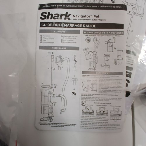 SHARK NAVIGATOR SELF-CLEANING BRUSHROLL PET UPRIGHT VACUUM - CANADIAN VERSION (MODEL: ZU62C) image 4