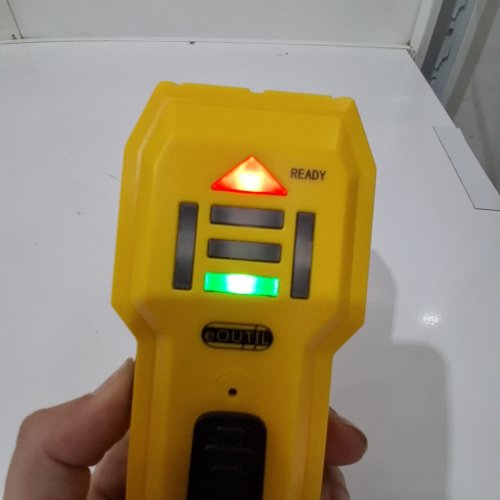 EOUTIL STUD FINDER WALL SCANNER - 3/4" - YELLOW/BLACK - (MODEL: ST102) image 2