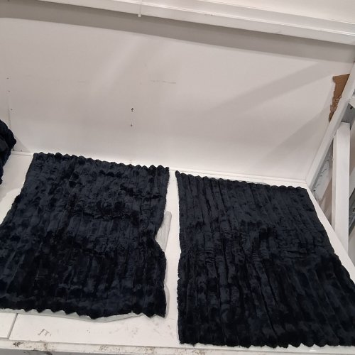 3PC BEDELITE SUPER SOFT FLUFFY HEAVY FLEECE COMFORTER SET - QUEEN - BLACK/GREY image 2
