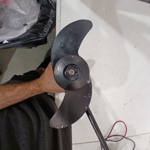 GREENWORKS TROLLING MOTOR - 12V - 38LBS - 5 FORWARD SPEEDS - 3 REVERSE SPEEDS - 1400 TO 1650RPM - BLACK (MODEL: 9000802) image 5