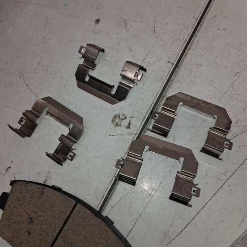 2PK DETROIT AXLE DRILLED SLOTTED BRAKE ROTOR BRAKE PAD KIT FOR KIA SOUL/SELTOS - (MODEL: S-800016) image 8