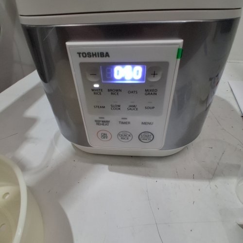 TOSHIBA DIGITAL RICE COOKER - 5.5 CUPS - WHITE - (MODEL:RC-10JSVNA) image 2