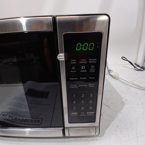 BLACK+DECKER STAINLESS STEEL COUNTERTOP MICROWAVE - 0.7CUFT CAPACITY - 700W - 10″ TURNTABLE - STAINLESS STEEL - (MODEL: EM720CB7-P) image 2