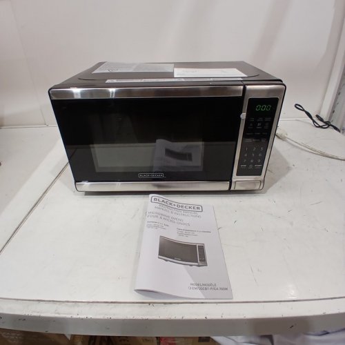 BLACK+DECKER STAINLESS STEEL COUNTERTOP MICROWAVE - 0.7CUFT CAPACITY - 700W - 10″ TURNTABLE - STAINLESS STEEL - (MODEL: EM720CB7-P) image 3