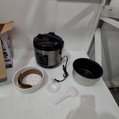 STARFRIT ELECTRIC RICE COOKER WITH STEAMER BASKET, MEASURING CUP & SERVICE SPOON - 14 CUP - SILVER (MODEL: 024735) image 3