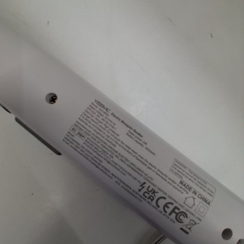 YISSVIC RECHARGEABLE FOLDABLE ELECTRIC MOSQUITO SWATTER - WHITE (MODEL: WD-980C) image 3