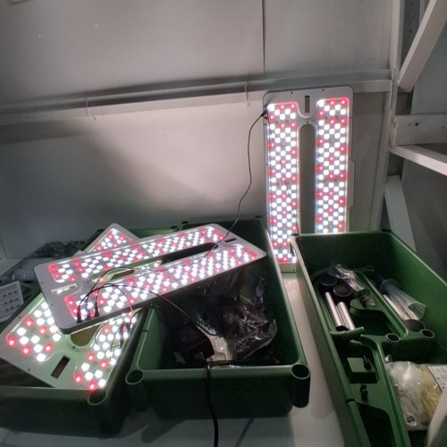 GROWELL 3-TIER HYDROPONICS GROWING SYSTEM WITH 3 LED GROW LIGHTS AND AUTO CIRCULATING WATER PUMP - 42L - GREEN - (MODEL: HS12) image 3