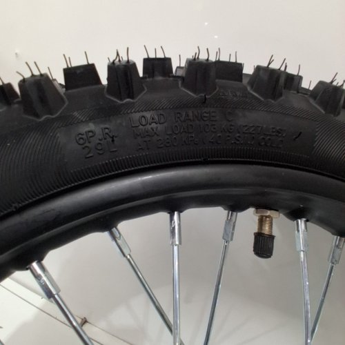 AKOZON DIRT BIKE FRONT WHEEL - 14" - 60/100-14 - BLACK / SILVER image 4