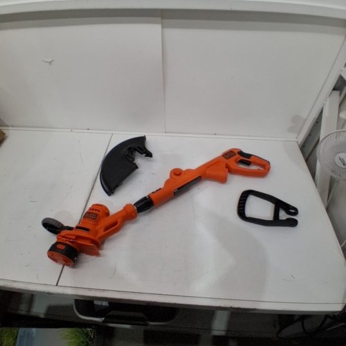 BLACK+DECKER CORDED AFS ELECTRIC STRING TRIMMER/EDGER - 6.5 AMP, 8000RPM - 14" - ORANGE/BLACK (MODEL: BESTA510) image 2