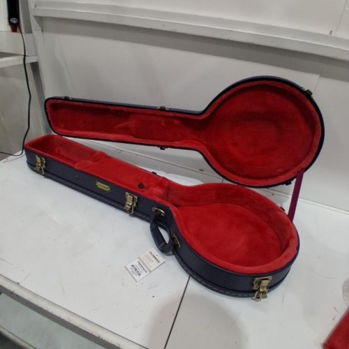 CROSSROCK RELIEF SERIES CLASSICAL GUITAR CASE WITH SCARLETT VELVET INTERIOR AND LOCK - FOR 4/4 NYLON-STRING - OCEAN BLUE/SCARLETT/RED(MODEL: CRW630COB) image 2