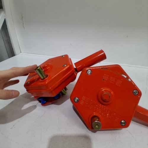 2PK CALIDAKA GREENHOUSE MANUAL HAND CRANK WINCH WITH SELF LOCKING SIDEWALL - ORANGE image 4
