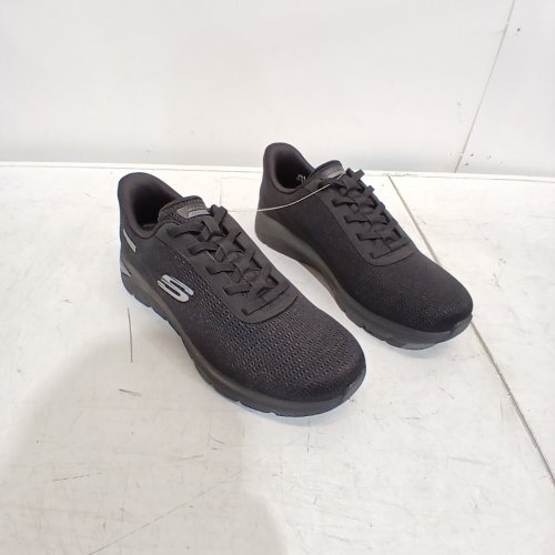 UNISEX SKECHERS SWIFT FIT SHOES - SIZE 13 - BLACK (STYLE: 66752CS) image 3