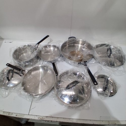 8PC KITCHENAID STAINLESS STEEL COOKWARE SET PORTS PANS AND LIDS (MODEL: 71017) image 2