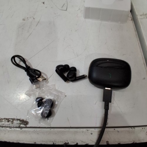 B BLAST! I52 BLUETOOTH WIRELESS EARBUDS WITH BATTERY INDICATOR - BLACK image 3