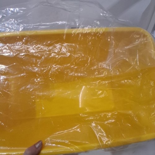 RUBBERMAID GLASS CLEANING BUCKET - 21" - YELLOW/BLACK - (MODEL: 2221958) image 3