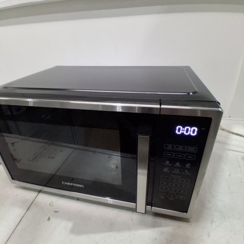 CHEFMAN COUNTERTOP MICROWAVE OVEN - 31 L (1.1 CU. FT) - SILVER / BLACK (MODEL: RJ55-11-V2-CA) image 2